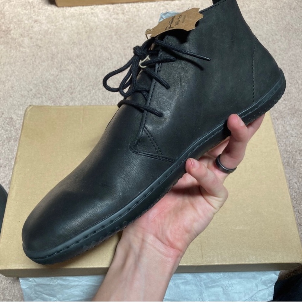 Brand new men’s black chukka boots by vivo bare foot size EU 42